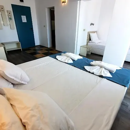 Largo Hotel