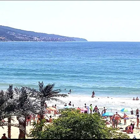 Largo Beach Hotel